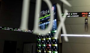 IHSG Menguat Tipis, Investor Pantau Perkembangan RDG BI