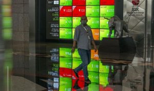 IHSG Terpantau Ambruk Lebih dari 1% pada Sesi I Kamis