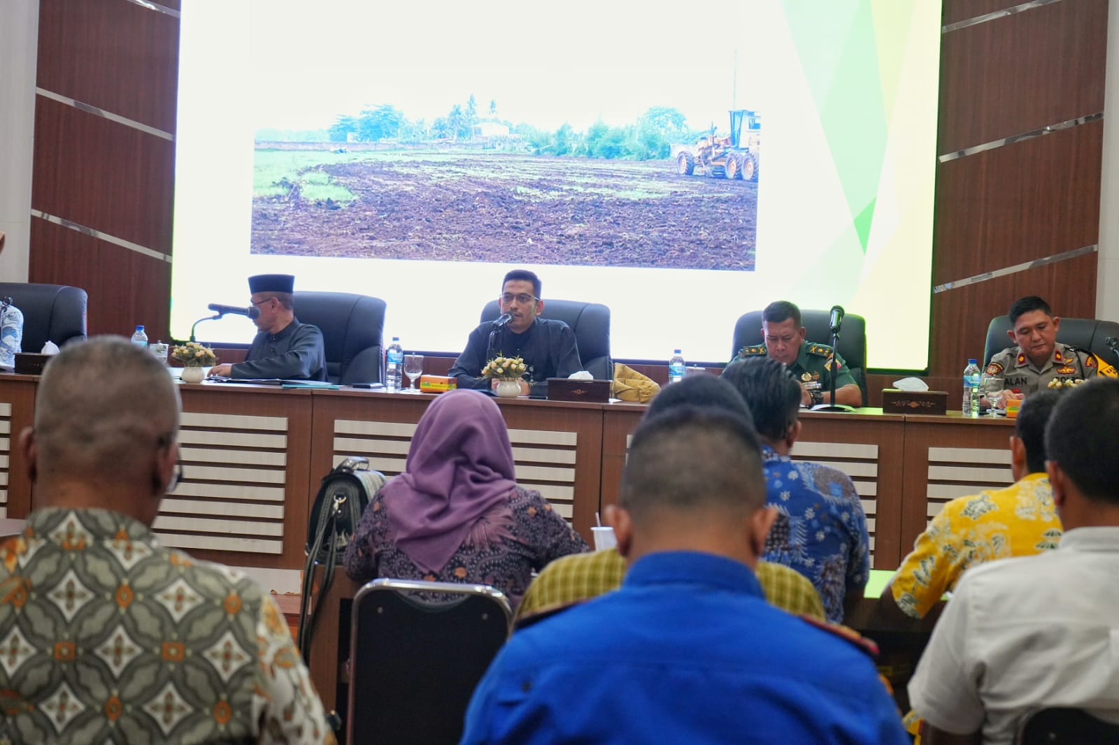 Rapat persiapan MTQ ke-57 Kota Medan di Balai Kota. BP/erwan