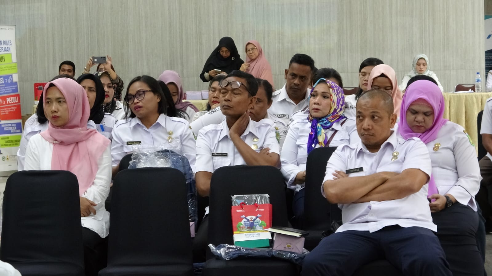 Peserta terlihat serius mengikuti sosialisasi Pengenalan Gas Kita di Kantor Pertamina MOR I Sumbagut, Medan Barat, Rabu (15/5/2024). BP/erwan