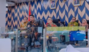 Wali Kota Medan Bobby Nasution saat paparkan penurunan stunting di Balai Kota Medan. BP/erwan