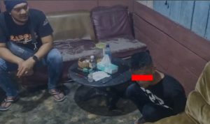 pelaku yang diamankan petugas kepolisian.(Istimewa)