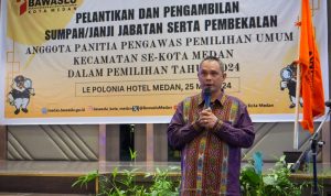 Acara pelantikan Panwascam Pilkada Kota Medan. BP/erwan