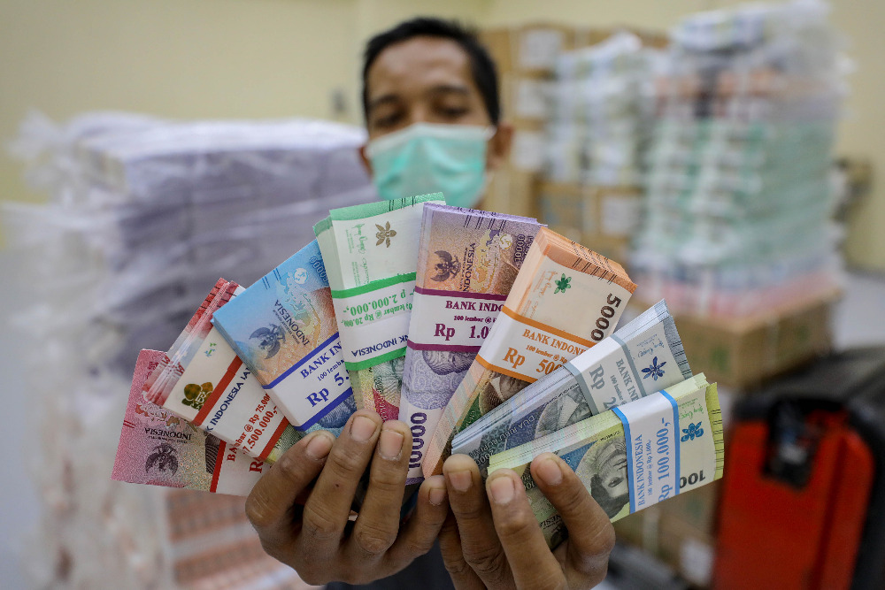 Kurs Rupiah Melemah Terhadap Dolar AS di Awal Pekan Ini