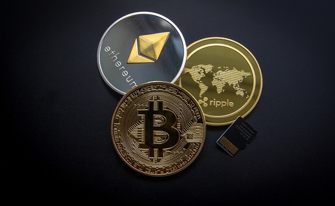 Pasar Kripto Bergairah, Bitcoin Memimpin Penguatan