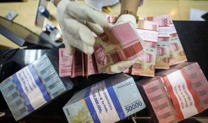 Rupiah Melemah di Awal Pekan Menjelang Pengumuman Data Inflasi AS