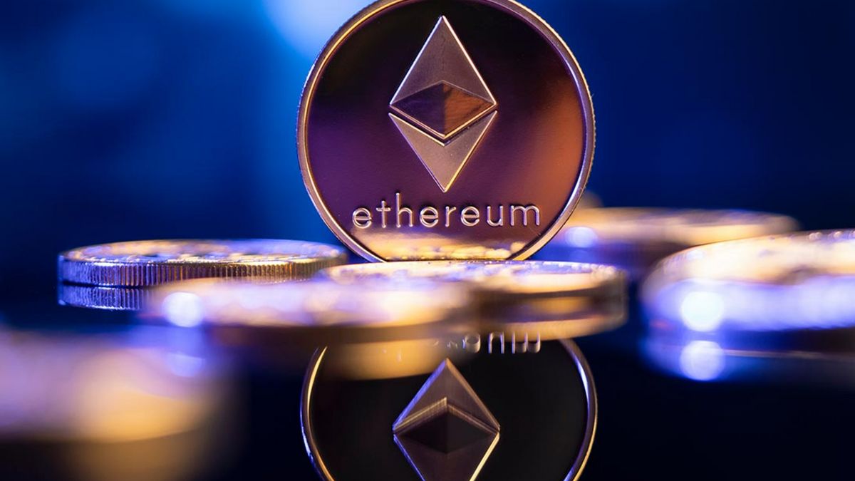 Harga Ethereum Hari Ini Diprediksi Jatuh ke USD 2.400 Setelah Peluncuran ETF Ethereum Spot
