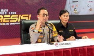 Kabid Humas Polda Metro Jaya Kombes Ade Ary Syam Indradi. Terungkap, Pengacara Top Inisial HI Tersangka Pelat DPR Palsu Adalah Henry Indraguna, Politisi dan Caleg Golkar