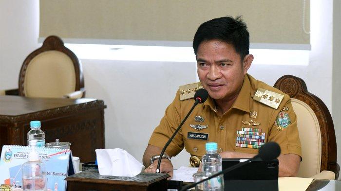 Pj Gubernur Sumut Hassanudin memimpin Rapat bersama Komite Olahraga Nasional Indonesia (KONI) Sumut terkait Persiapan PON XXI Aceh Sumut Tahun 2024 di Ruang Rapat, Lantai 10 Gubernur Sumut, Jalan Diponegoro No. 30, Medan. Turut Hadir Kepala Dinas Kepemudaan dan Keolahragaan Sumut Baharudin Siagian.