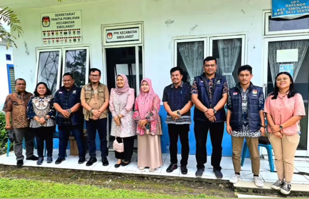 Komisi Pemilihan Umum (KPU) Sumatera Utara saat melakukan monitoring perekrutan Pantarlih.