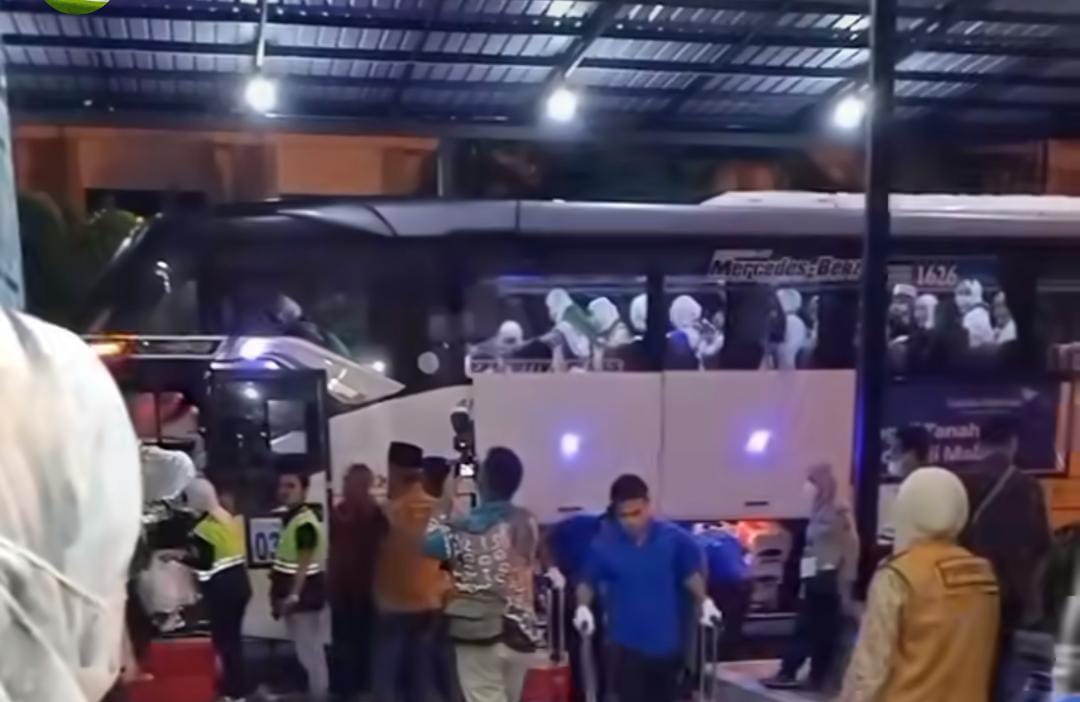 Jama'ah haji kloter pertama telah tiba di Bandara internasional Kualanamu