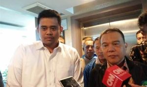 Wali Kota Medan Bobby Nasution meminta juru parkir yang judi online di mesin e-parking dipecat dan diproses hukum.