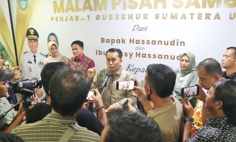Penjabat (Pj) Gubernur Sumatera Utara (Sumut) Agus Fatoni berkomitmen untuk mendedikasikan dirinya demi kesejahteraan masyarakat Sumut.