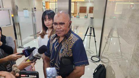 penasihat hukum mantan Menteri Pertanian Syahrul Yasin Limpo (SYL), Djamaludin Koedoeboen, mendesak KPK untuk mengusut pembangunan green house yang diduga milik seorang pimpinan partai politik di Kepulauan Seribu.