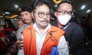Mantan Menteri Pertanian Syahrul Yasin Limpo (SYL) menghadapi tuntutan hukuman 12 tahun penjara setelah didakwa melakukan korupsi senilai Rp 44,5 miliar.