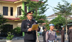 Wakapolres Batubara memimpin upacara hari Pancasila.(Istimewa)
