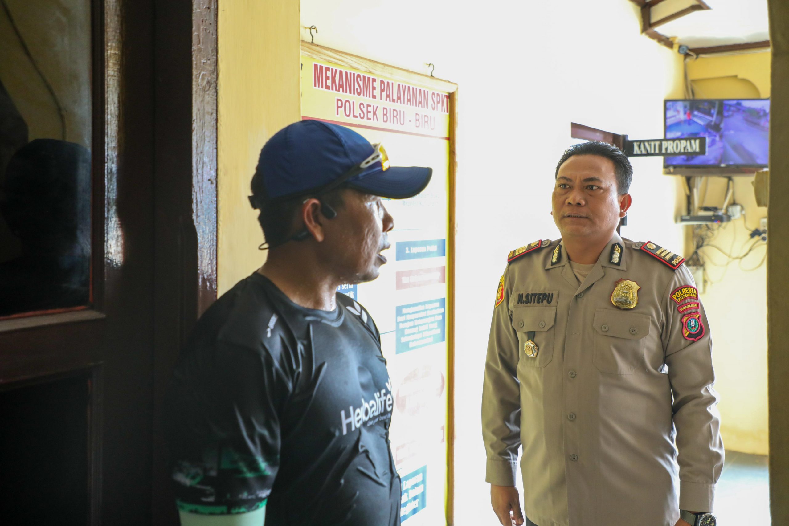 Wakapolda Sumut, Brigjen Pol Rony sidak ke Markas Polsek Biru Biru.(Istimewa).