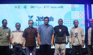 Wali Kota Medan Bobby Nasution foto bersama saat penutupan acara Jelajah Kuliner Nusantara. BP/erwan
