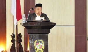 Anggota DPRD Medan dari Fraksi PKS Syaiful Ramadhan saat menyampaklikan pandangan umumnya di DPRD Medan. BP/erwan