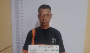 Pelaku yang diamankan petugas kepolisian.(Istimewa).
