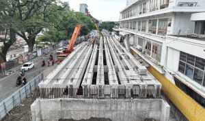 Pengerjaan overpas Jalan Stasiun Medan. BP/erwan