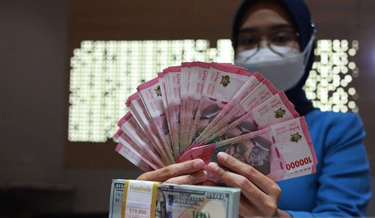 Kurs Rupiah Menguat Terhadap Dolar AS Hari Ini