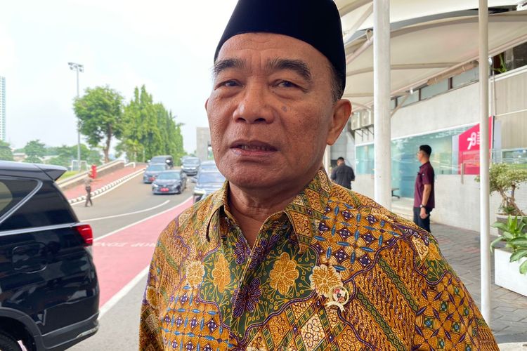 Wacana Bantuan Sosial untuk Korban Judi Online oleh Menko PMK