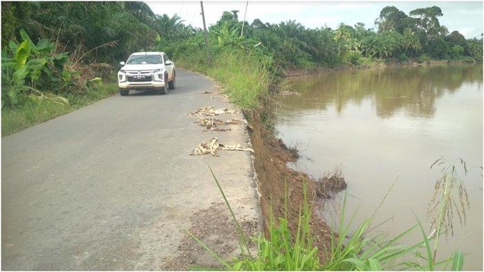Urgensi Perbaikan Jalan Menuju Lubuklinggau: Ancaman Ambles Mengintai di Desa Mandi Angin