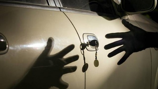 Pencurian Emas dan Uang di Labuhanbatu Utara: Dua Pria Tertangkap