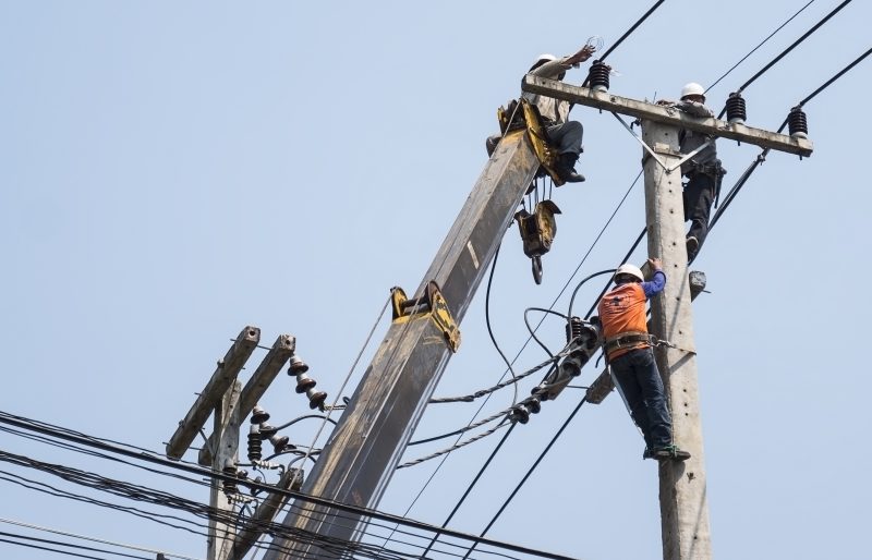 BREAKING NEWS! PLN Matikan Listrik di 4 Provinsi