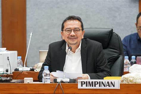 Ketua komisi X DPR