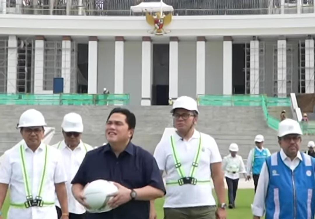 persiapan fasilitas perayaan Hari Ulang Tahun (HUT) Kemerdekaan Indonesia di Ibu Kota Nusantara (IKN).