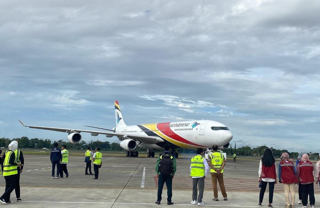 Garuda Indonesia memastikan kesiapan armada pengganti untuk penerbangan haji setelah insiden return to base (RTB) pada penerbangan GA-6239 rute Solo-Jeddah.