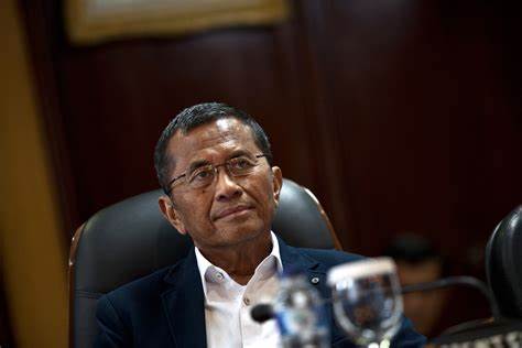 Komisi Pemberantasan Korupsi (KPK) kembali memanggil mantan Menteri BUMN Dahlan Iskan.
