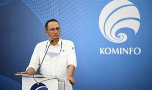 Direktur Jenderal Aplikasi Informatika (Aptika) Kominfo, Semuel A. Pangerapan, mengumumkan pengunduran dirinya.