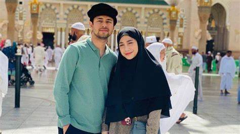 Foto raffi Ahmad dan Nagita Slavina
