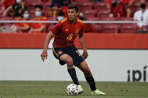 Rodrigo Hernández Cascante, atau lebih dikenal sebagai Rodri.