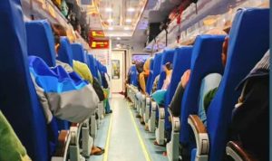 Ilustrasi kereta api liburan sekolah.