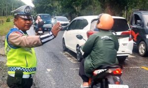Satuan Lalu Lintas Polres Simalungun resmi meluncurkan Operasi Patuh Toba 2024, yang akan berlangsung mulai hari ini hingga 28 Juli mendatang.