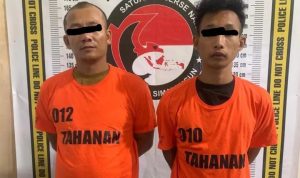 dua tersangka pengedar narkoba di sebuah rumah di Nagori Marihat Bandar, Kecamatan Bandar, Kabupaten Simalungun.
