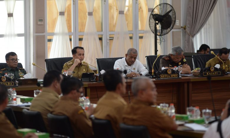 Pj Gubernur Sumatera Utara (Sumut), Agus Fatoni, dalam memperbarui struktur kepengurusan Panitia Besar (PB) Pekan Olahraga Nasional (PON) Wilayah Sumut menuai pujian luas.