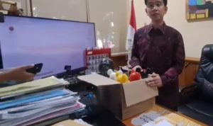 Gibran Rakabuming Raka secara mengejutkan mengundurkan diri dari jabatannya sebagai Wali Kota.