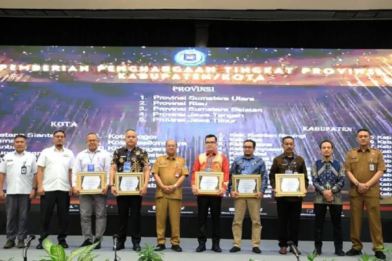 Pemerintah Provinsi Sumatera Utara bangga meraih penghargaan istimewa dari Direktorat Jenderal Bina Keuangan Daerah Kemendagri atas komitmennya dalam menyukseskan penyelenggaraan Pilkada serentak 2024.