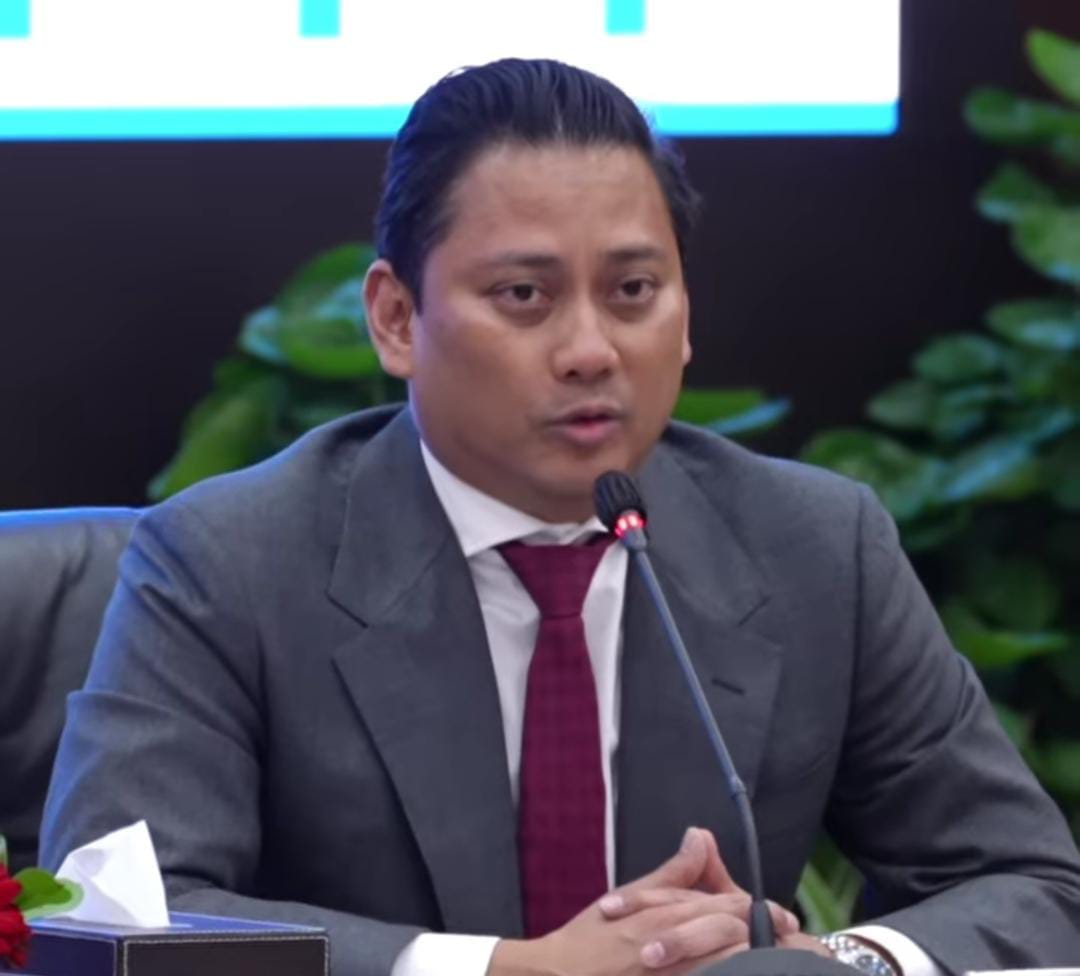 Thomas M. Djiwandono, yang juga keponakan dari Prabowo Subianto.