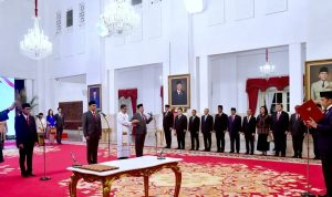 Presiden Joko Widodo (Jokowi) mengangkat tiga wakil menteri (wamen) baru menjelang akhir masa jabatannya menuai sorotan.
