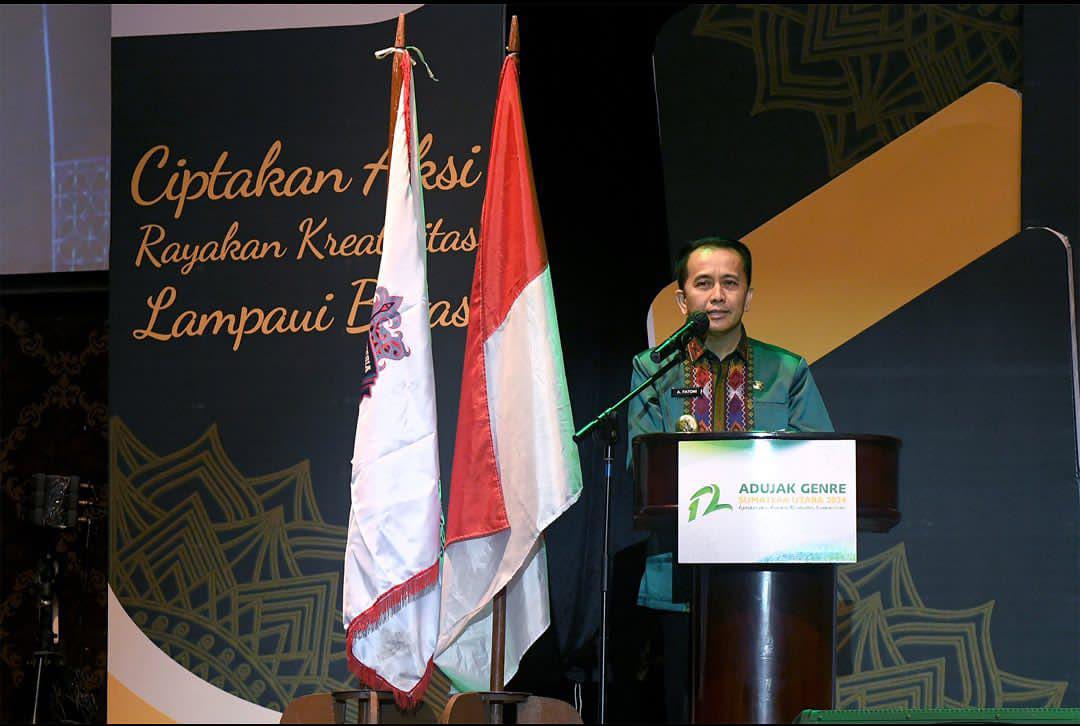 Pj Gubernur Sumatera Utara, Agus Fatoni, memberikan wejangan penuh semangat kepada para Duta GenRe.