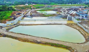 Proyek pembangunan Infrastruktur Ibu Kota Nusantara (IKN) di Kalimantan Timur mencatat pencapaian penting dengan mulai mengalirnya pasokan air bersih.