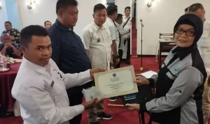 Badan Narkotika Nasional (BNN) Kabupaten Simalungun menggelar pertemuan darurat dengan 20 lurah dan kepala desa dari 13 kecamatan di Hotel Atsari, Parapat.