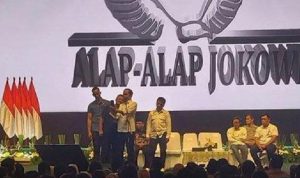 Presiden Joko Widodo (Jokowi) secara resmi membuka Musyawarah Nasional (Munas) ke-1 Relawan Alap-Alap Jokowi di De Tjolomadoe, Karanganyar, Jawa Tengah.