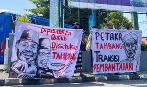 Spanduk sindiran massa aksi untuk Muhammadiyah dan NU. (Sumber foto: Kumparan.com)